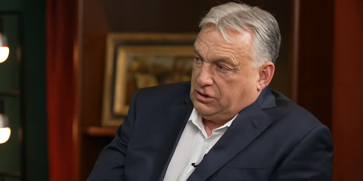 ORBAN dezvăluie misterul gestului de la conferința de presă