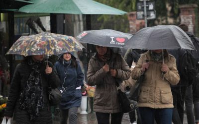Vreme capricioasă la Cluj: Ploai și temperaturi scăzute în weekend