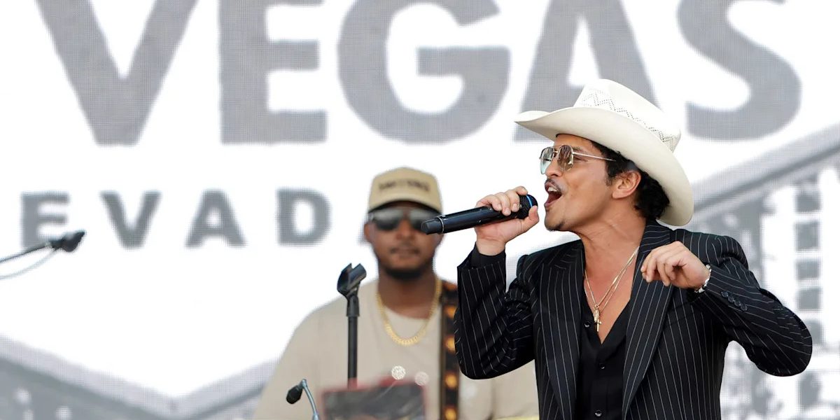 Noul rege al Las Vegas-ului, sărbătorit cu paradă pe Strip