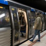 Revoltă la București: Metroul s-a scumpit, peste 11.500 de oameni au semnat petiția