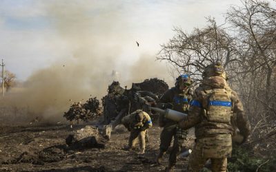 Ruşi eliberați pe front: Au apărut cu steaguri albe, îmbrăcați neutru