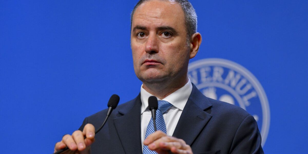 Ministrul Culturii, s-a angajat să modifice legislația privind timbrul muzical, cu scopul de a revitaliza industria culturală și de a oferi sprijin artiștilor