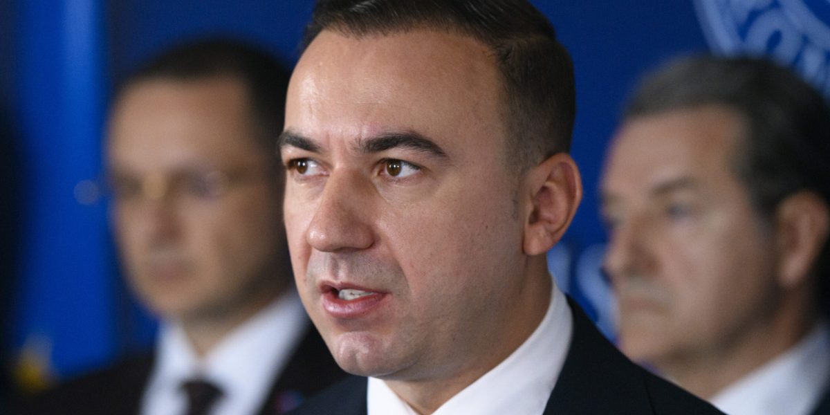 Mintia, pas important: Centrala va fi gata în Octombrie, anunță autoritățile