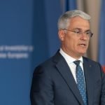 Ancheta europeană: Microbuzele școlare electrice, sub lupa PNRR, la sesizarea lui Pîslaru