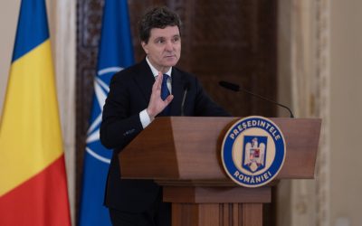 Adolescenții, recompensați: Pot vedea filme pe calculator, dar