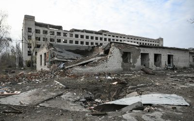 Rusia, sub asediu de drone: Apărarea antiaeriană, testată la limită în noi atacuri Rusia a raportat un nou val de atacuri aeriene atribuite Ucrainei, marcate de doborârea unui număr impresionant de drone în doar câteva ore