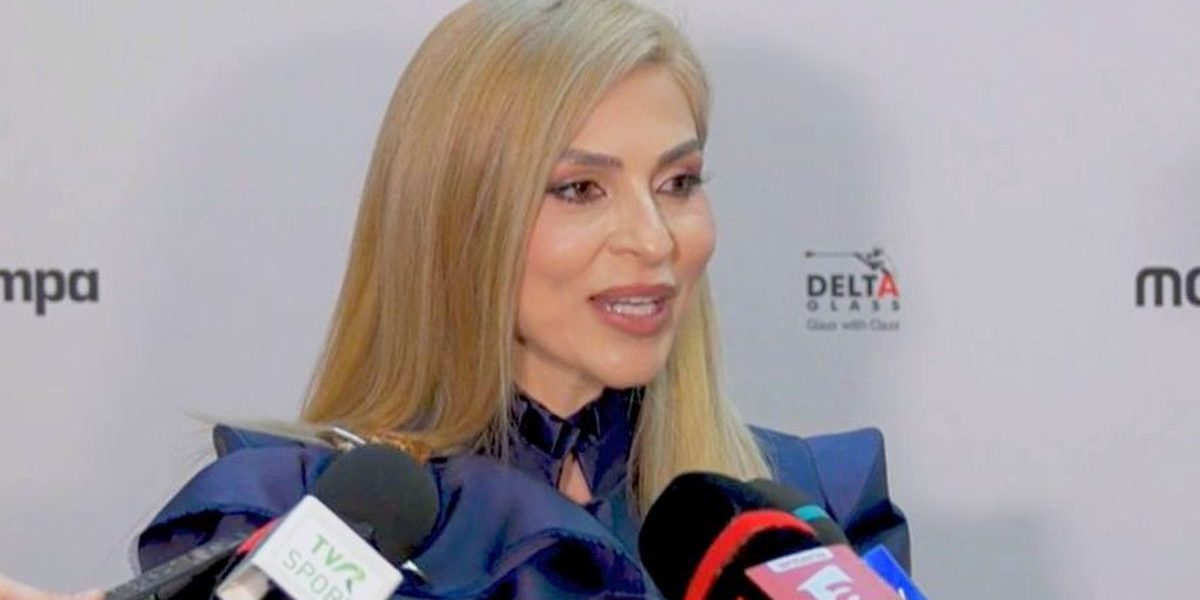 Fosta handbalistă Ada Nechita, prezentă la evenimentul FRH: „Mi-e dor să joc” Ada Nechita, fosta extremă a naționalei de handbal a României, a fost prezentă marți la gala organizată de Federația Română de Handbal (FRH), cu ocazia aniversării a 90 de ani de activitate