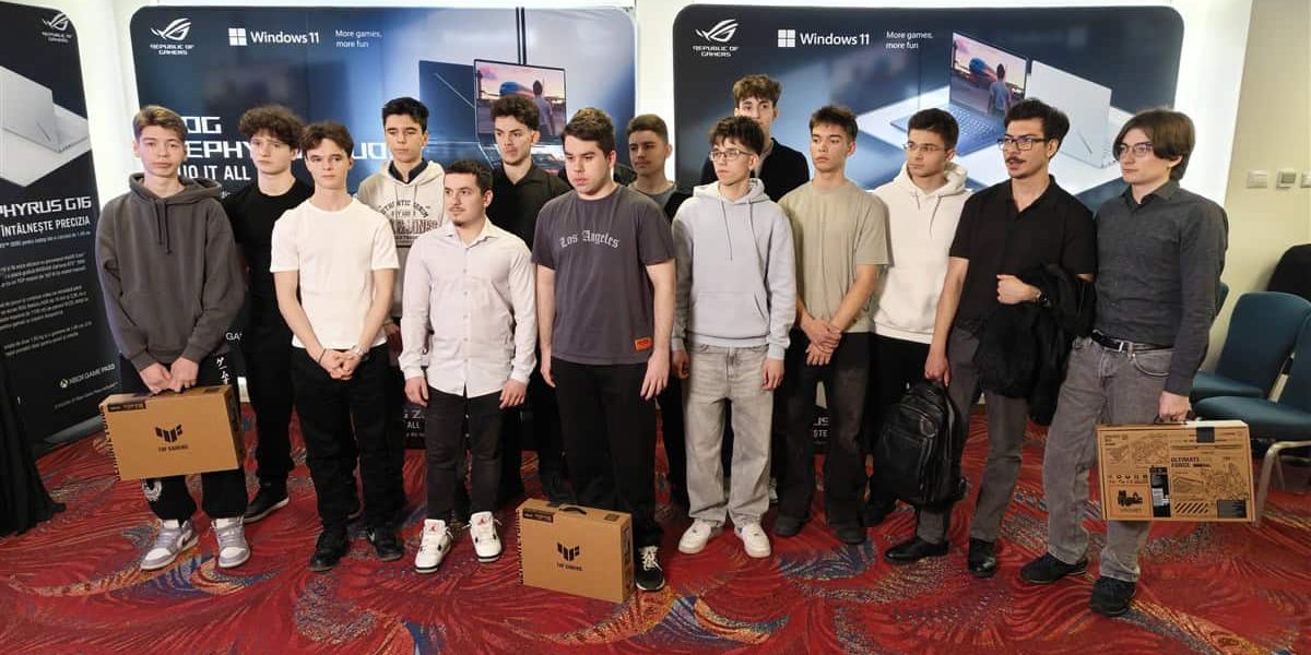 Elevii pasionați de gaming au fost premiați la ROG Challenge 2026, eveniment organizat de ASUS România, unde au fost oferite premii pentru cele mai bune jocuri dezvoltate de tineri liceeni