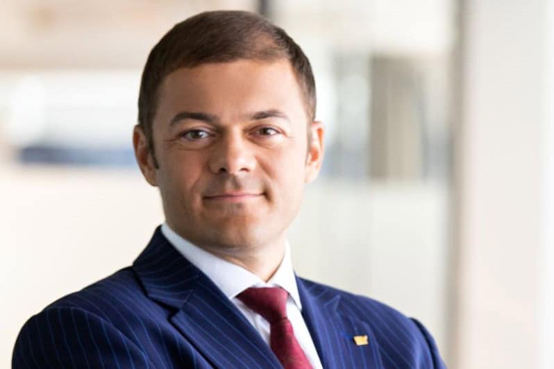 România, pe urmele țărilor dezvoltate: Aderarea la OCDE, un moment istoric București – Aderarea României la Organizația pentru Cooperare și Dezvoltare Economică (OCDE) reprezintă un punct de cotitură major pentru țara noastră, fiind considerată de specialiști drept cel mai important eveniment strategic de politică externă după integrarea în Uniunea Europeană și NATO