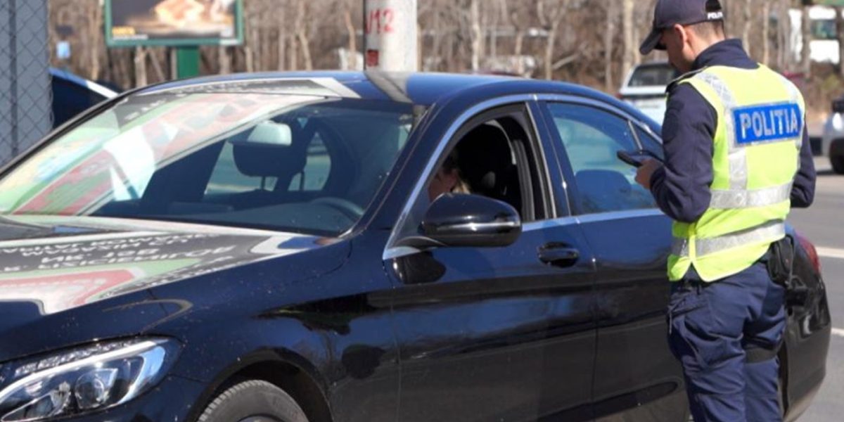 1.320 lei amendă pentru toți șoferii români care au uitat acest obiect acasă