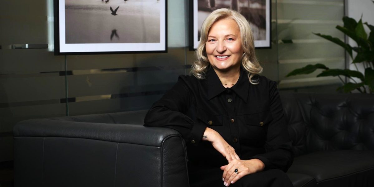 Cargus Expande Rețeaua SHIP & GO prin Parteneriat cu FROO Cargus, companie importantă de curierat din România, continuă să își dezvolte rețeaua de puncte de livrare și anunță un nou parteneriat cu lanțul de magazine de proximitate FROO