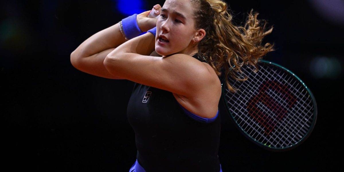Mirra Andreeva, în optimi la Stuttgart, după un thriller cu Ostapenko! Rusoaica, revenire fantastică