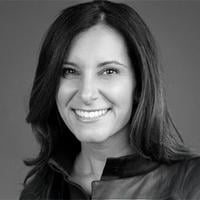 Schimbări majore la conducerea iHeartMedia: Ann Marie Licata, promovată la CEO iHeartMedia, o companie media americană de anvergură, anunță schimbări importante la nivelul conducerii, marcând o strategie de integrare a platformelor tradiționale cu cele digitale