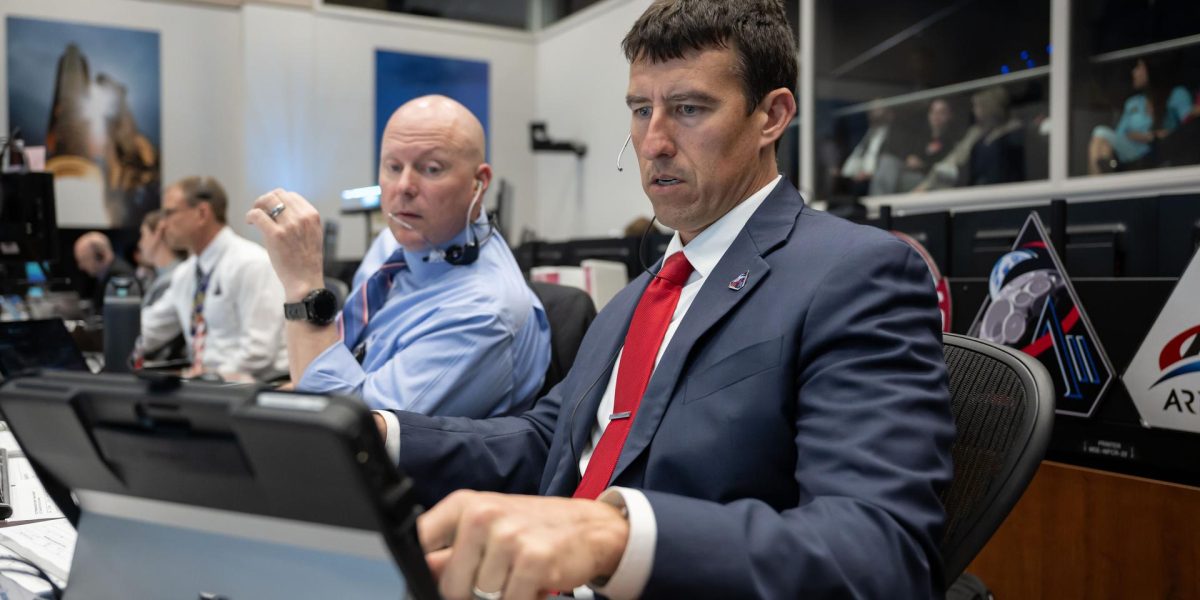 Artemis II Flight Day 2: Crew, Houston Poll 'Go' for Translunar Injection Burn