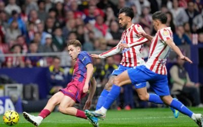Barcelona învinge Atletico Madrid într-un meci spectaculos și își consolidează poziția de lider în La Liga Barcelona a învins Atletico Madrid cu scorul de 2-1 într-un meci extrem de disputat din La Liga