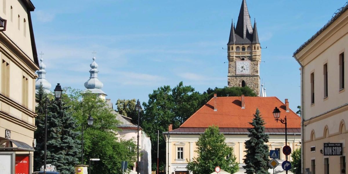 Arhitectul-șef al Municipiului Baia Mare, pus sub control judiciar într-un dosar de corupție BAIA MARE – IZABELLA-MIHAELA MORTH, arhitectul-șef al municipiului Baia Mare, a fost plasată sub control judiciar pentru 60 de zile