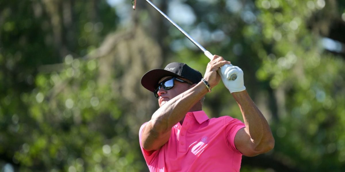 Brian Gay, Scott Hend share lead in Senior PGA Championship