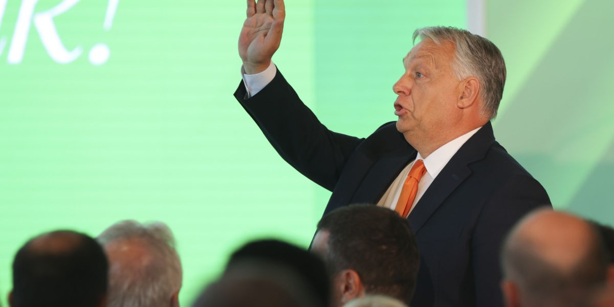 Orban, debarcat: Reacții puternice de la CE și Macron: „Ungaria a ales Europa”