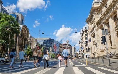 BUCUREȘTIUL ÎȘI REORGANIZEAZĂ VIAȚA CULTURALĂ: ȘAPTE INSTITUȚII, O SINGURĂ ENTITATE Consiliul General al Municipiului București a aprobat pe 2 aprilie fuzionarea celor șapte instituții care gestionează programele culturale ale orașului într-o singură entitate