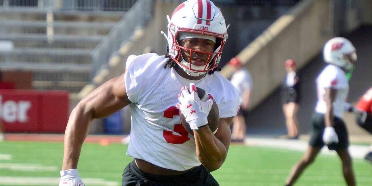 What stood out from Wisconsin football's 10th spring practice