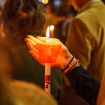 Lumânarea de la Înviere: Când o mai poți aprinde și ce nu știai să faci cu ea