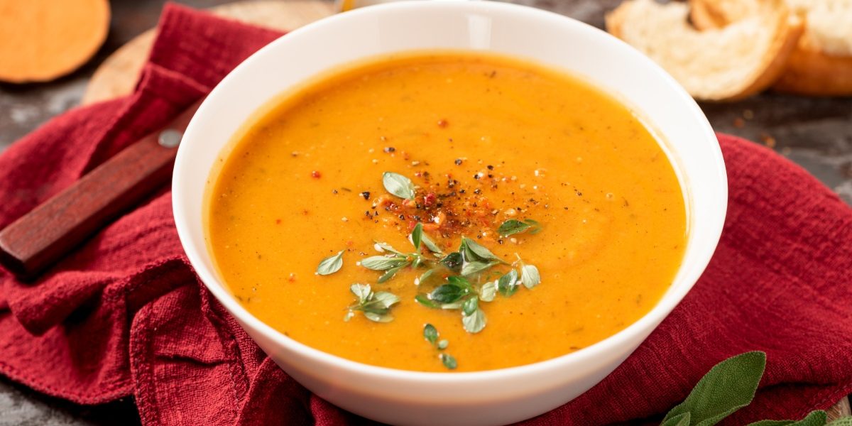 Supe detox după Paște: Rețete simple și rapide pentru o revenire ușoară