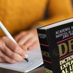 De unde vine „lipsit de scrupule”? Istoria expresiei te va șoca!