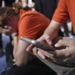 Comisia Europeană actualizează aplicația de verificare a vârstei