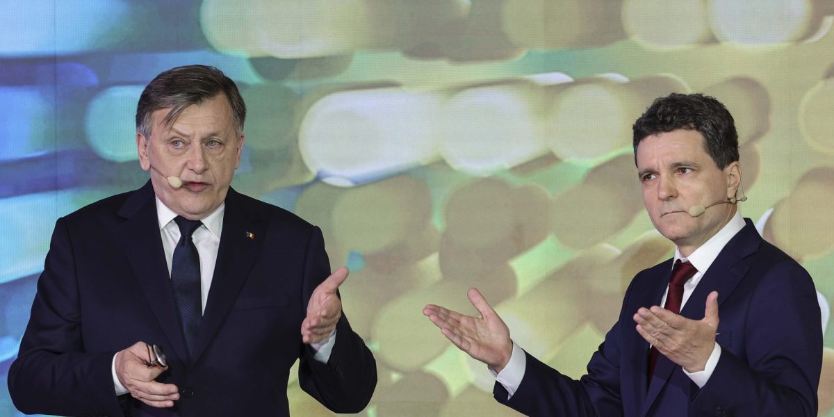 Fostul candidat la prezidențiale Crin Antonescu a criticat susținătorii președintelui Nicușor Dan, după numirile de procurori făcute de acesta