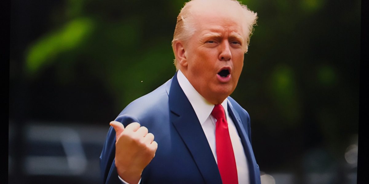 Donald Trump pune presiune pe NATO: Vrea redeschiderea Strâmtorii Ormuz