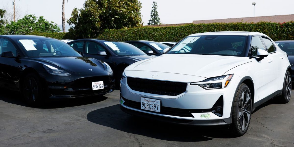 Benzina explodează, electricele SH, la mare căutare