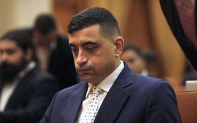 Parlament redus, primari în două tururi și STOP subvenții pentru partide!