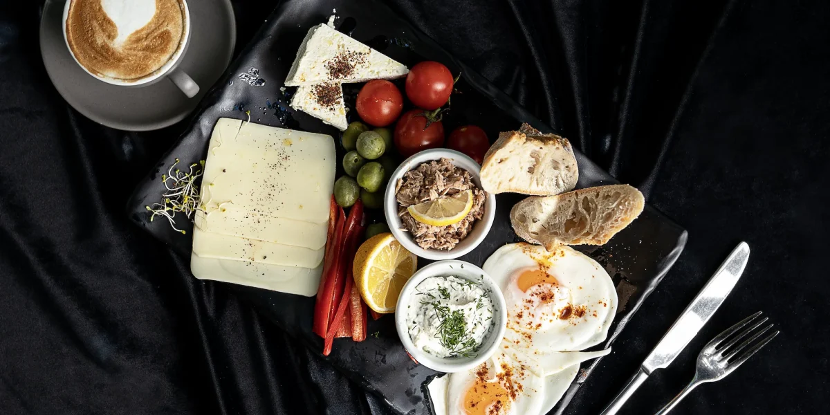 Clientul român, mai pretențios: Ce schimbare zguduie restaurantele din România