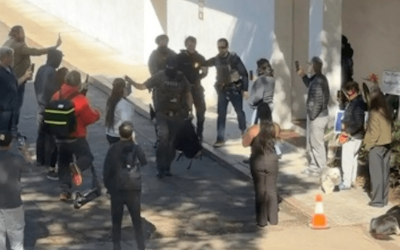 Apararea comunității: Democrația și controlul local, în fața ICE
