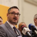 VIDEO | Scandal AUR: Un membru, la bătaie cu deputatul Tanasă. Reacția partidului
