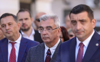 Liderul senatorilor AUR, Petrișor PEIU, anunță că partidul intenționează să depună moțiune de cenzură împotriva guvernului conduși de ILIE BOLOJAN în fiecare sesiune parlamentară