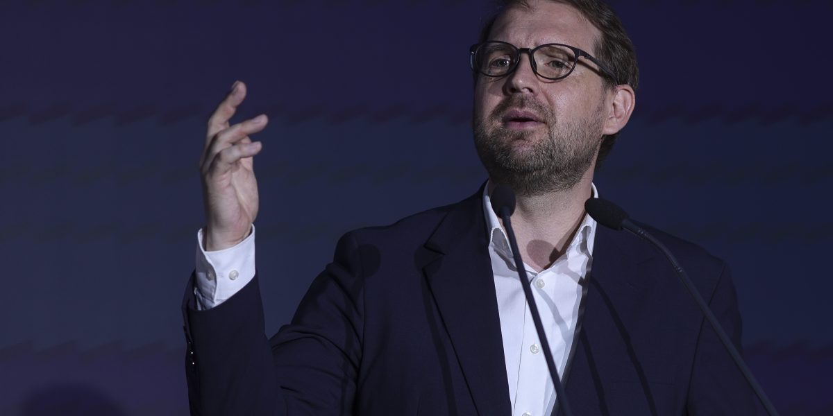 Lider politic român, reacție dură după alegerile din Ungaria: „Maghiarii și-au luat democrația!”