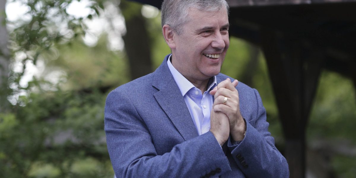 Guvernul bagă bani pentru mașini noi la SPP