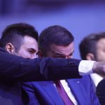 Petrică și lupul, glume pe net. PSD amenință cu retragerea, dacă România ratează EURO!