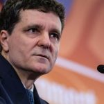 Tânărul care l-a amenințat pe Nicușor Dan, localizat în Germania, părinții, la audieri