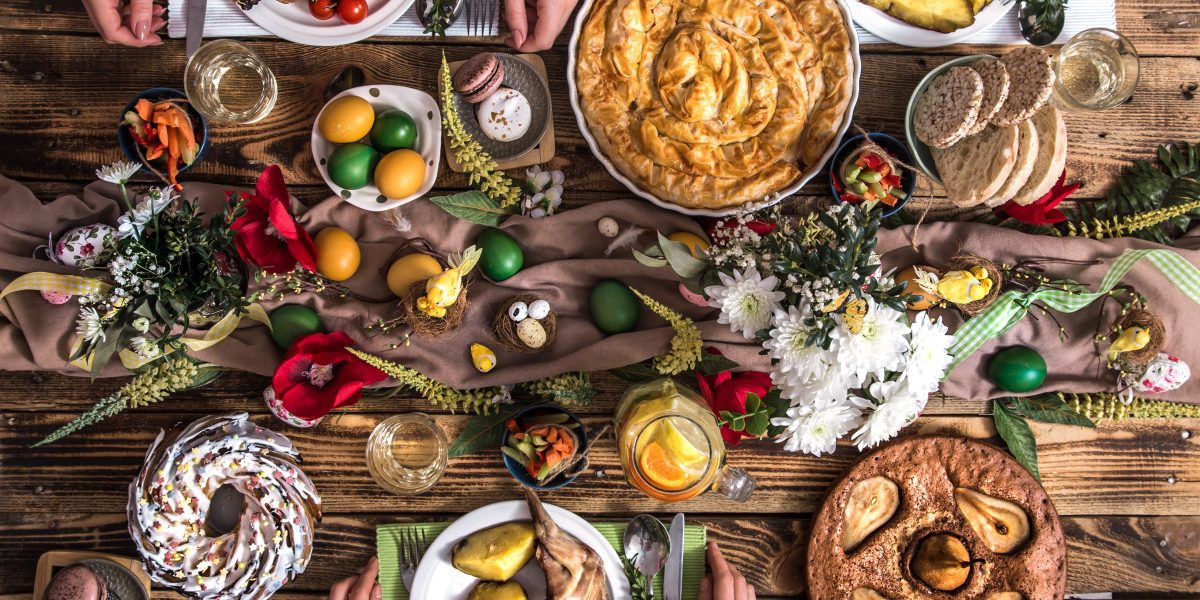 Cu Paștele la ușă, nutriționiștii trag un semnal de alarmă în legătură cu excesele alimentare