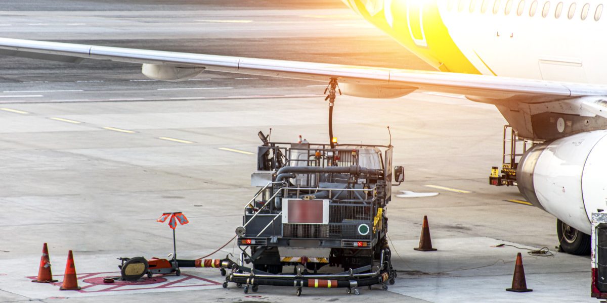 România, scutită de criza kerosenului: Chisăliță laudă producția internă