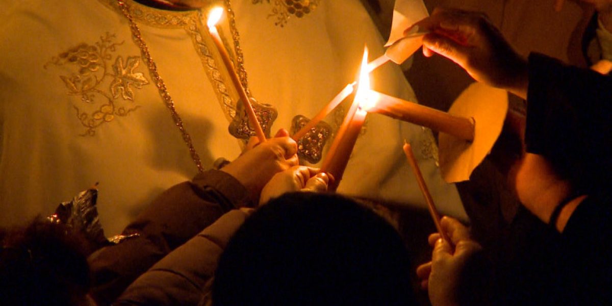 ÎN DIRECT la Digi24: Slujba de Înviere, imagini de la ceremoniile religioase