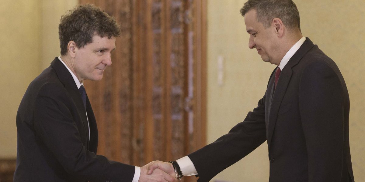 Nicușor Dan, sfidător: Nu mă tem de suspendare, România vrea Vestul