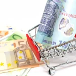 Atenție, români! Numerar la saltea în 2026? Ce avertizează experții