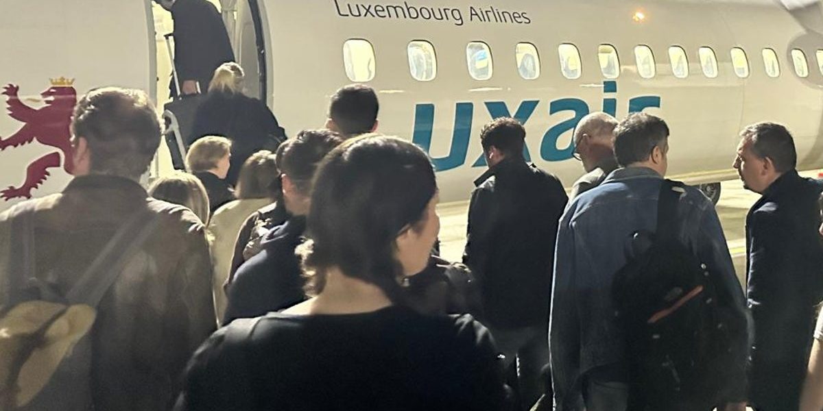 Familie, blocată în Europa, după ce EasyJet i-a lăsat din cauza noilor reguli