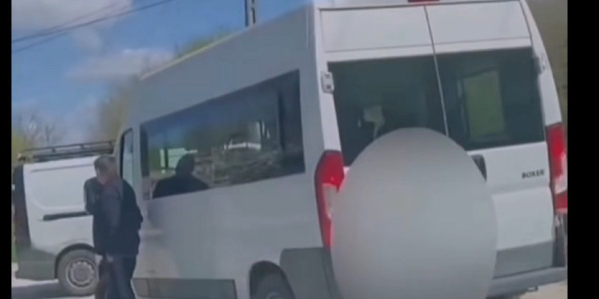 Acuzații de turism electoral la votul din Ungaria: Microbuz din România filmat