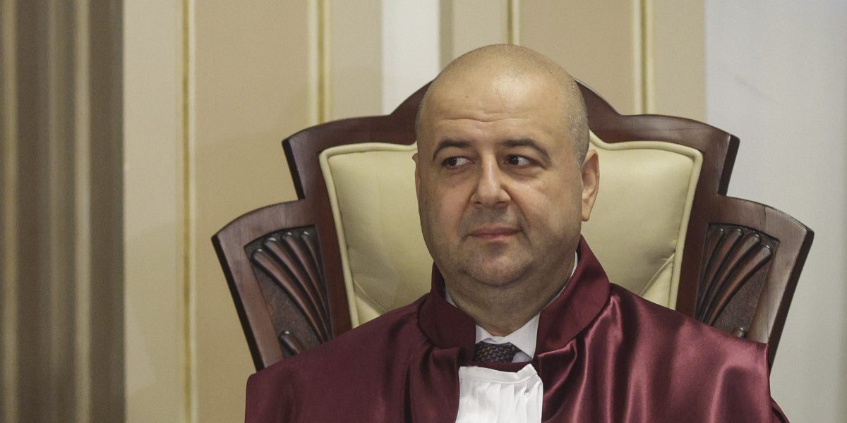 Curtea de Apel, decizie crucială: Busuioc, judecător CCR, rămâne în funcție