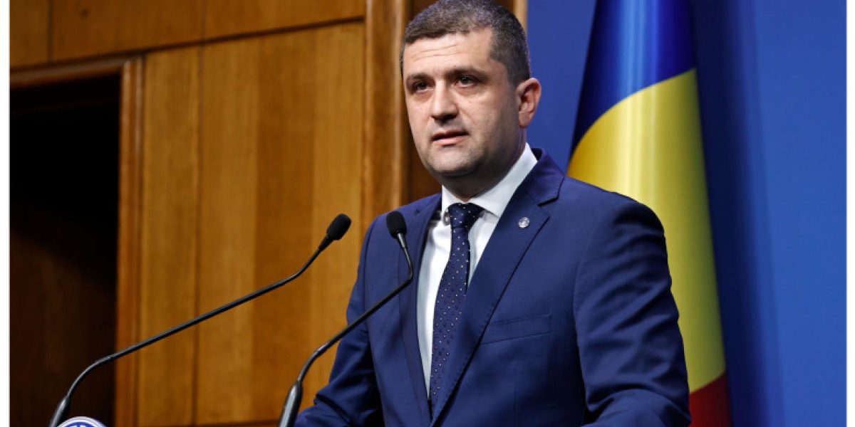 București – Ministrul Apărării, Radu Miruță, a declarat luni că România nu se confruntă cu riscuri de securitate din cauza tensiunilor din Iran, subliniind însă importanța analizei constante a evoluțiilor regionale