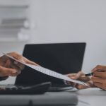 Interzicerea vânzării activelor statului în companii strategice, în procedură de urgență